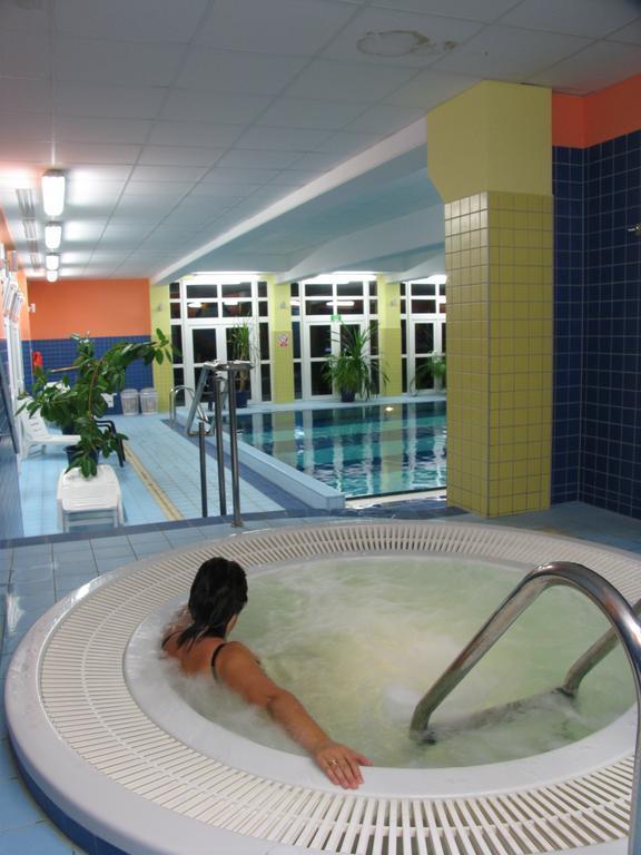 Hotel *** Nat 코워브제크 외부 사진