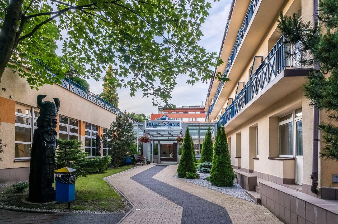 Hotel *** Nat 코워브제크 외부 사진