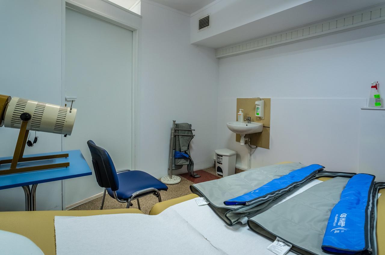 Hotel *** Nat 코워브제크 외부 사진