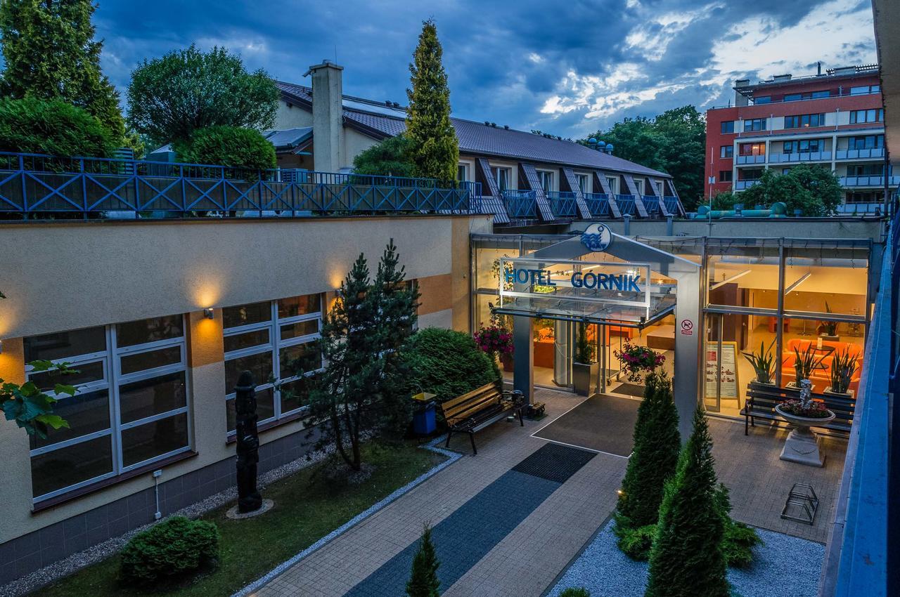 Hotel *** Nat 코워브제크 외부 사진