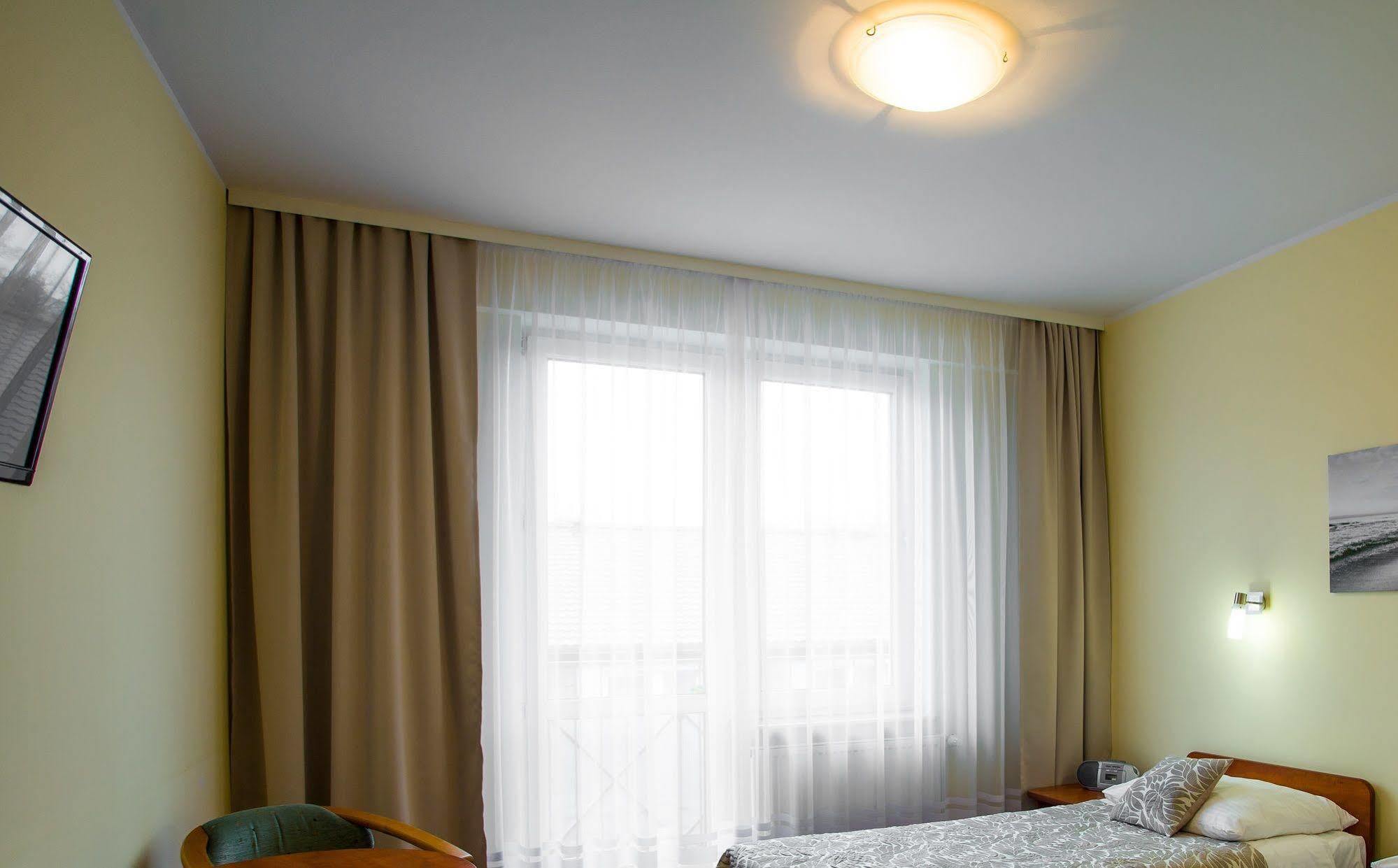 Hotel *** Nat 코워브제크 외부 사진